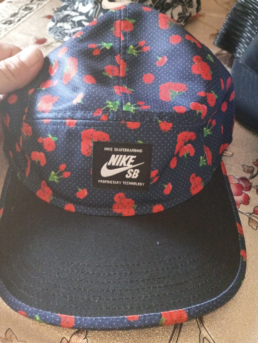 Nike SB Floral 5-Panel Cap - Navy with Red and Green Accents